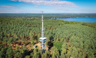 Die Aussichtsplattform auf dem Wietkiekenberg, Foto: Martin Karnbach, Lizenz: Gemeinde Schwielowsee